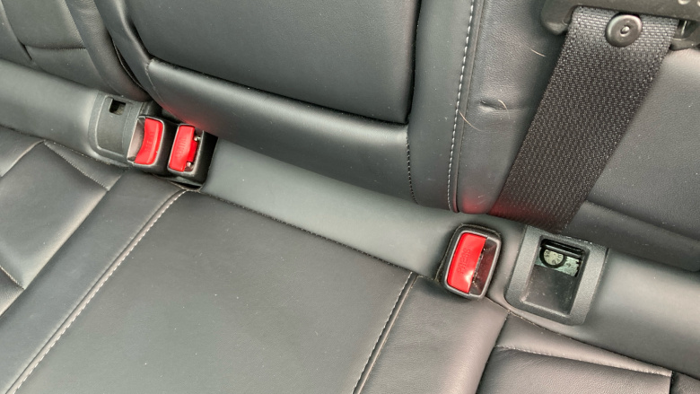 Nissan Qashqai 1.3 DiG-T N-Motion 5dr Petrol Hatchback